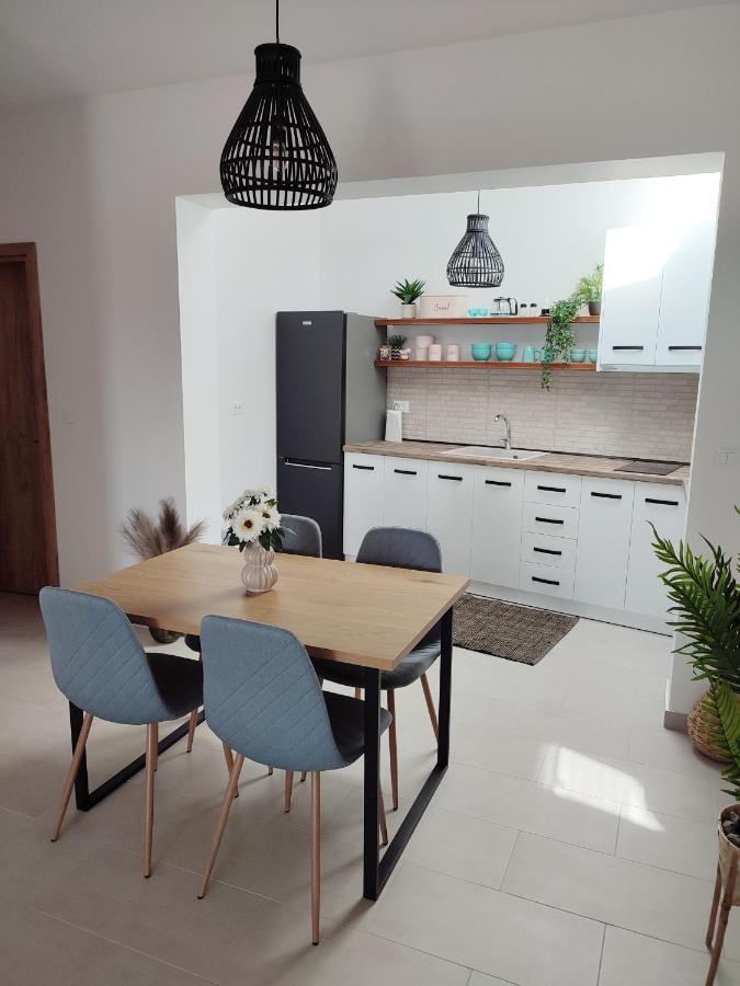 Kalokairini Avra Apartment Archangelos  Exterior photo